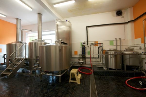 Interiér domácího pivovaru Ohrada