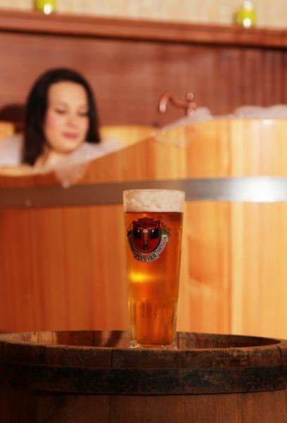 Relaxace v pivních lázních Agrocentrum Ohrada